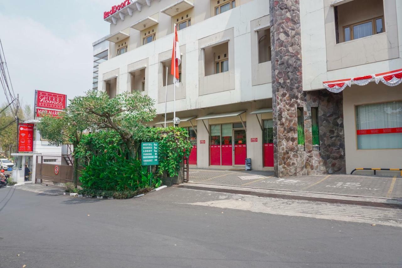 Residences By Reddoorz Near Maranatha University Bandung Buitenkant foto